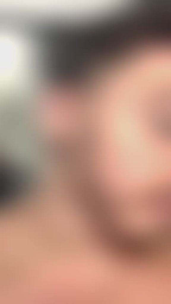 Strawberry Beard oil (Promotes Beard Growth)